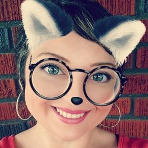 Meet your Posher, Chrissy